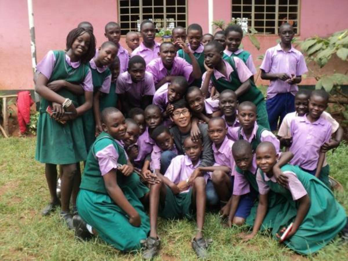 Teaching and Assisting in Schools in Uganda — photo 1