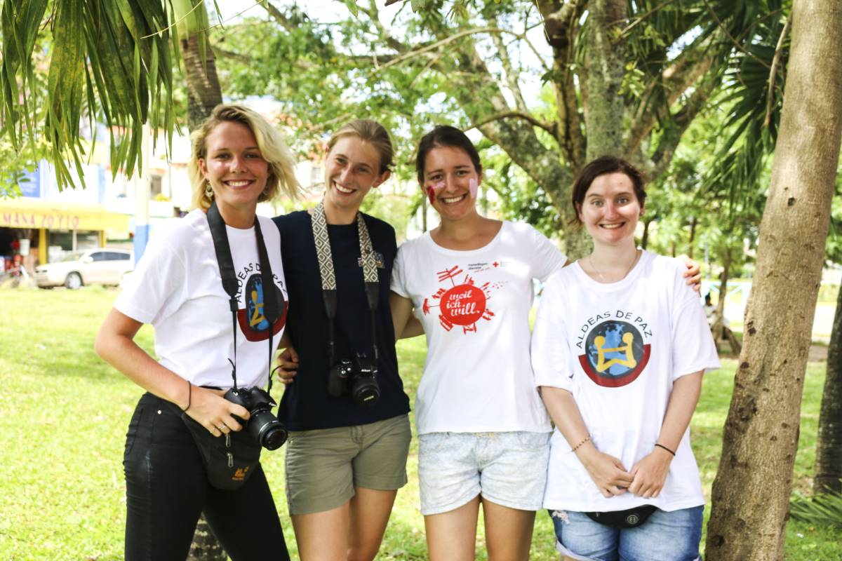 Aldeas De Paz interns