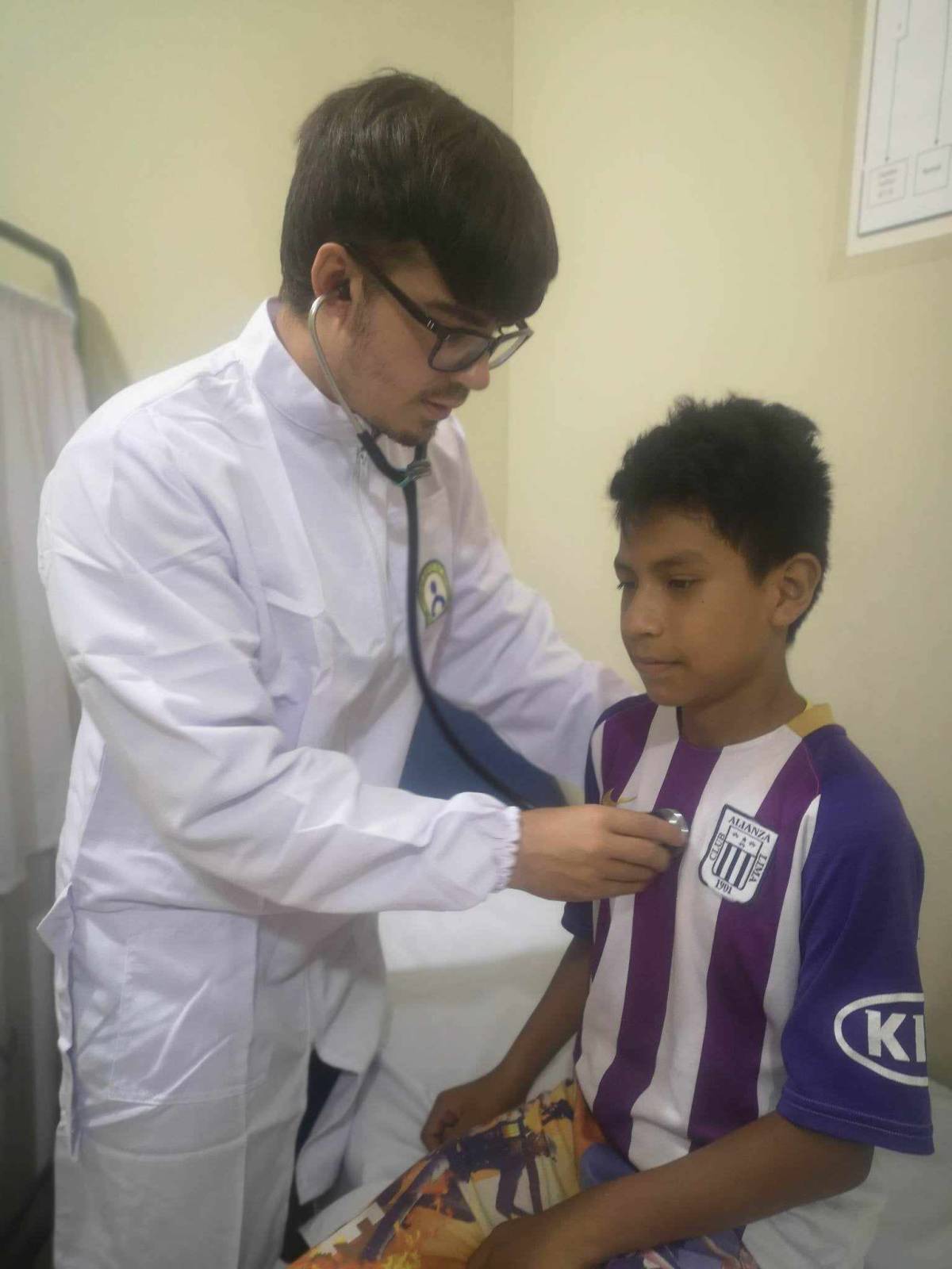 American pre-med intern
