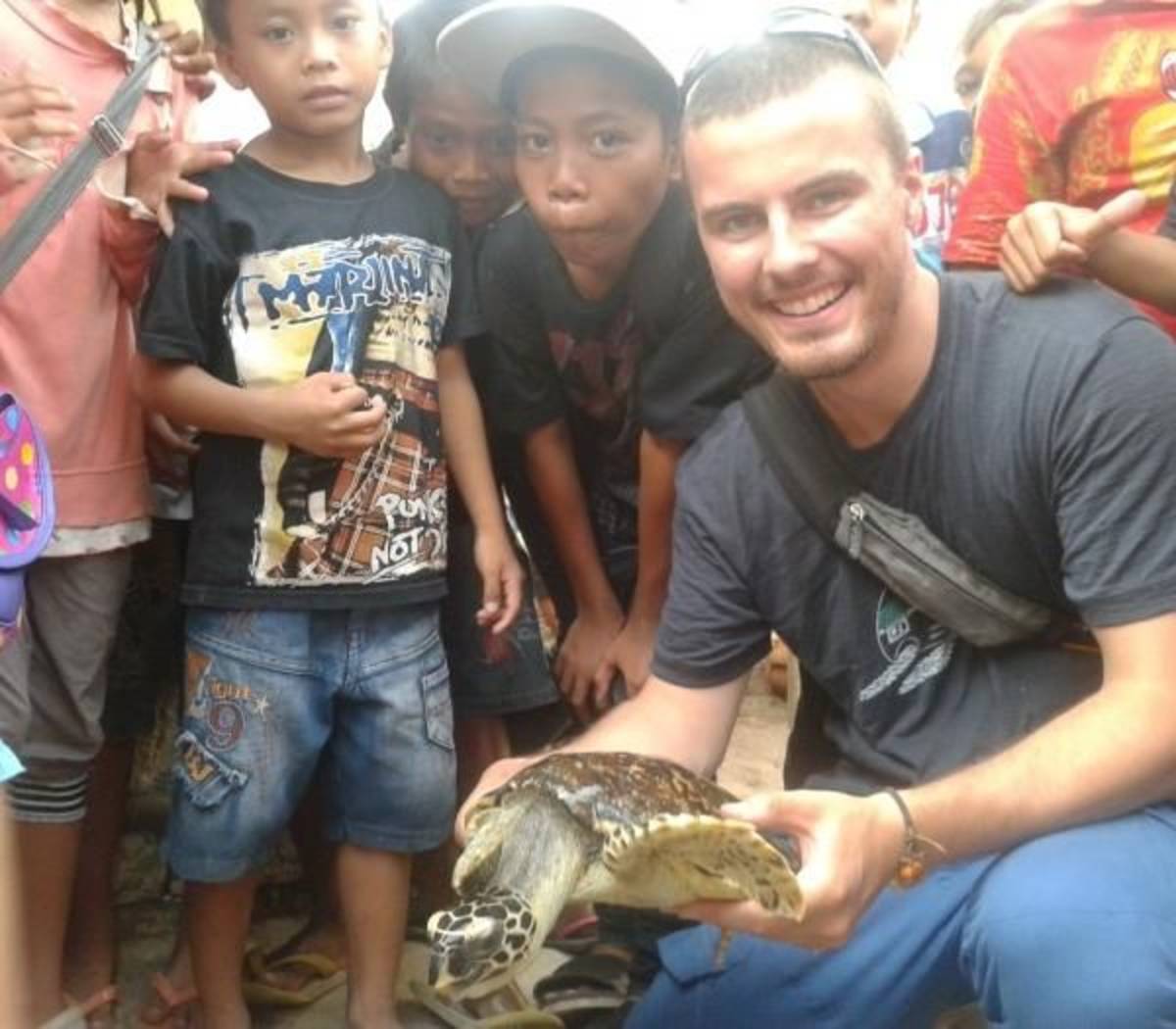 GoEco Indonesia - Bali Sea Turtle Rescue