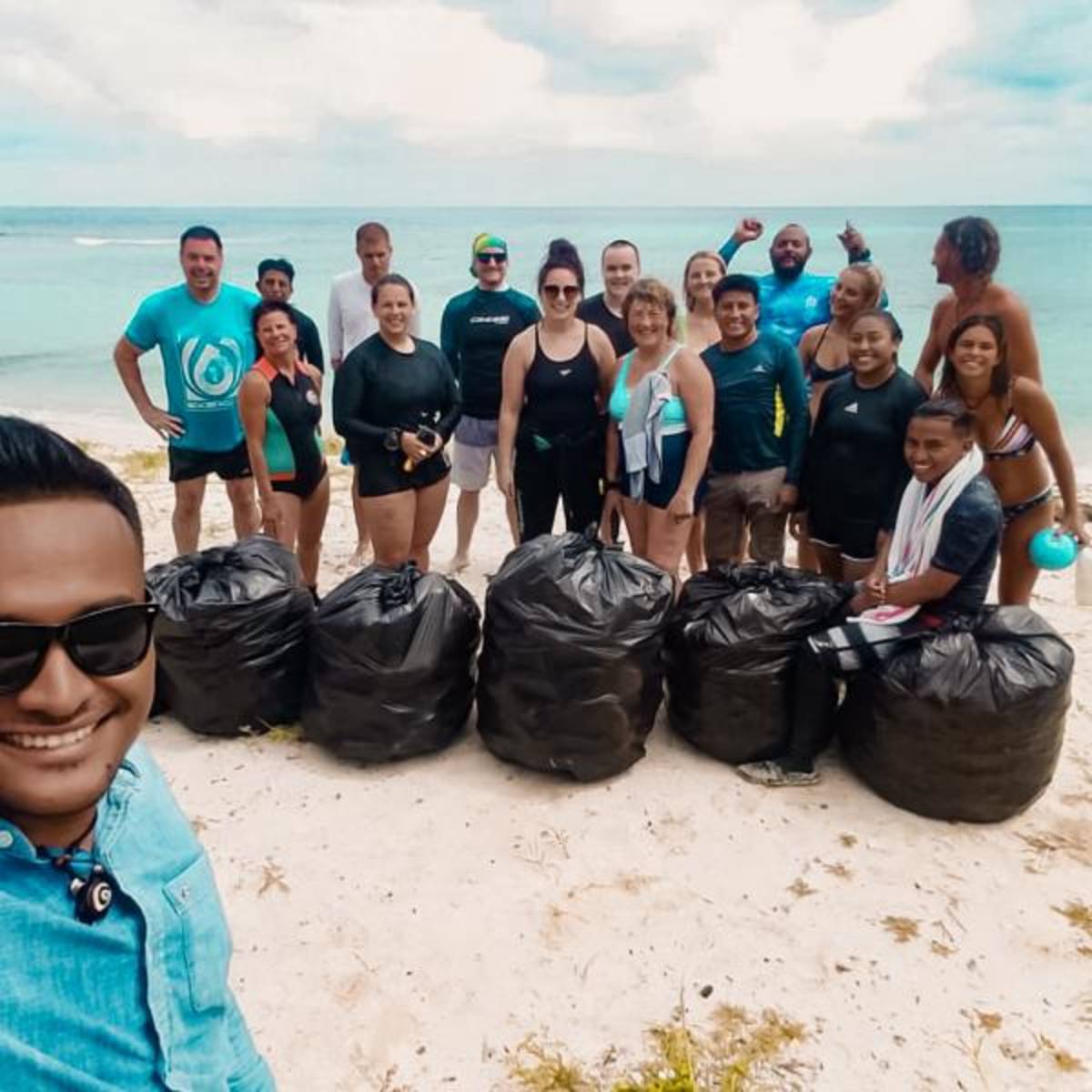 Volunteer in Belize with IVHQ