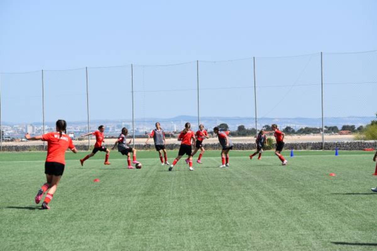 Benfica Girls Camp
