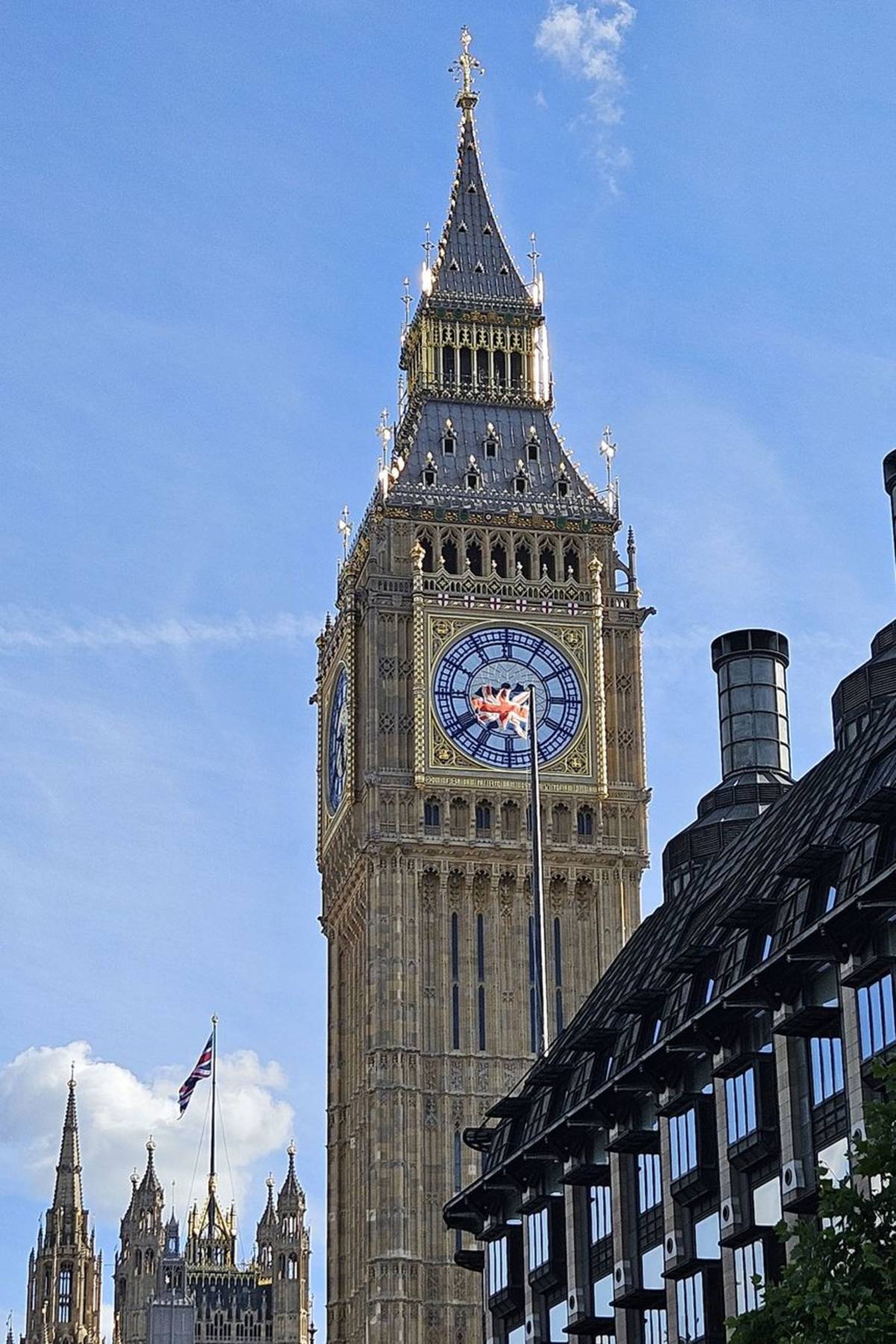Big Ben from bus window