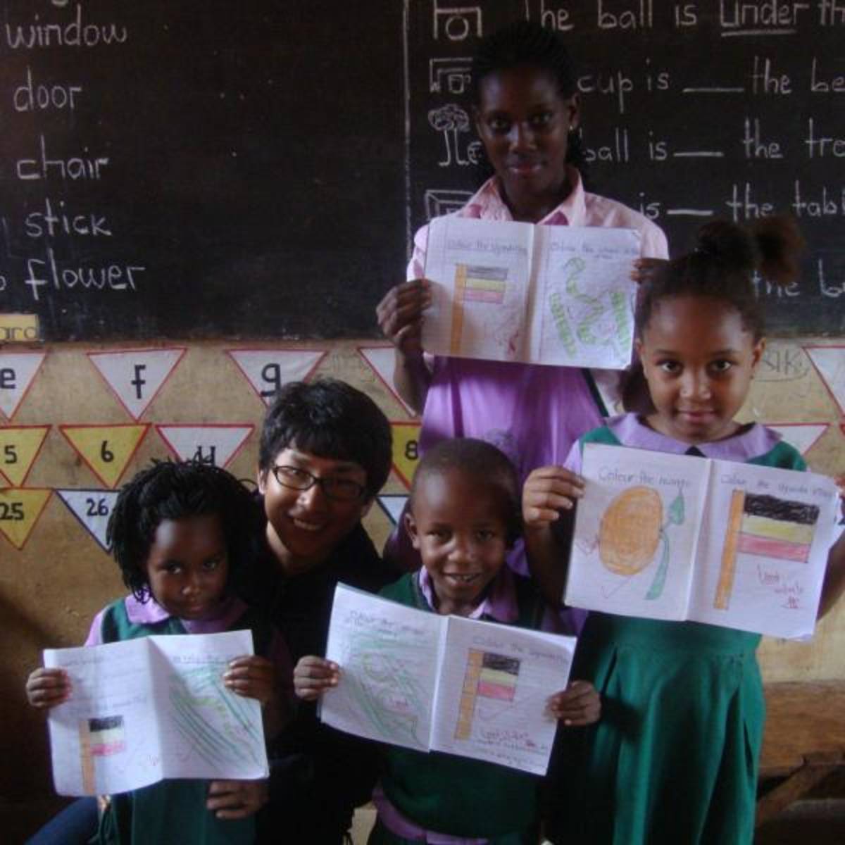 Teaching and Assisting in Schools in Uganda with Love Volunteers!