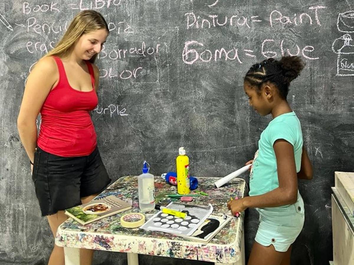 Cartagena + Bucaramanga Children and Community Volunteering