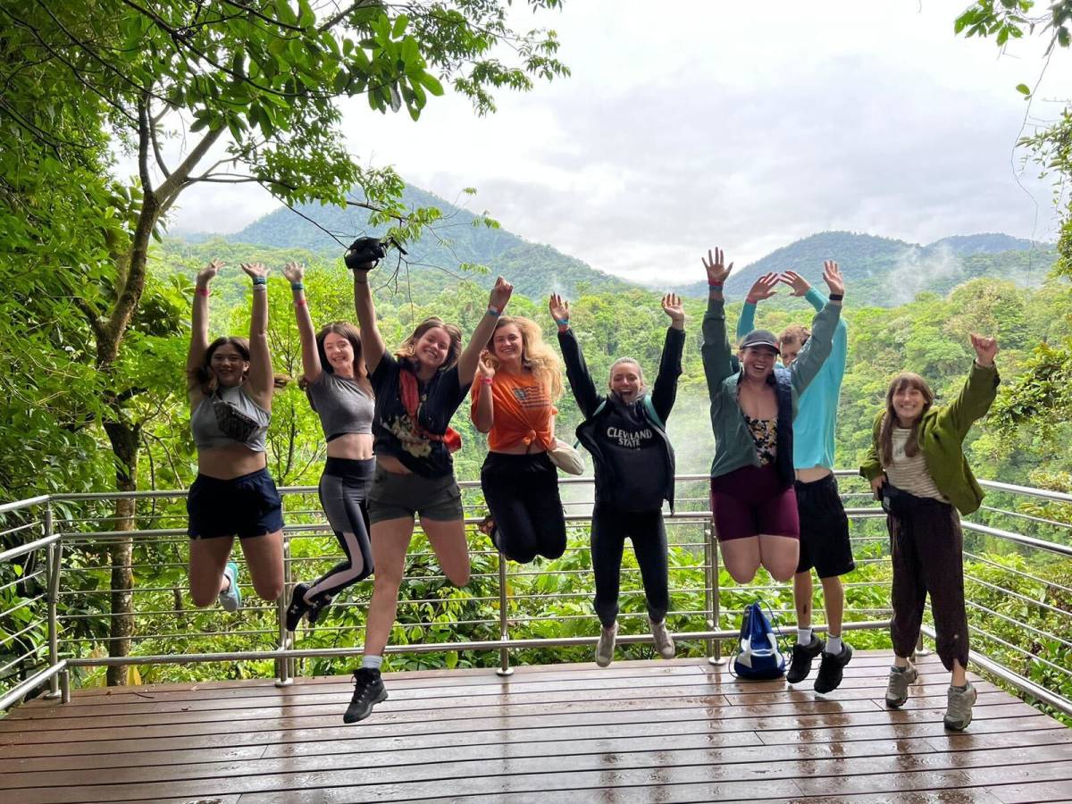 CIS Abroad excursion to la fortuna