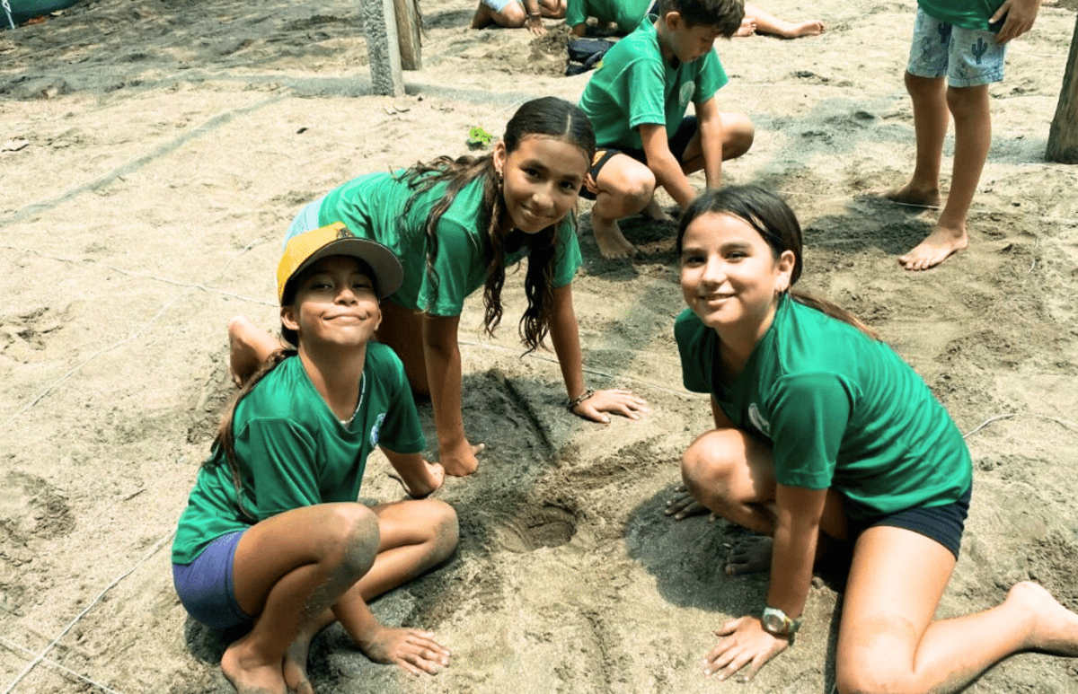 Costa Rica – Family-Friendly Sea Turtle & Nature Conservation