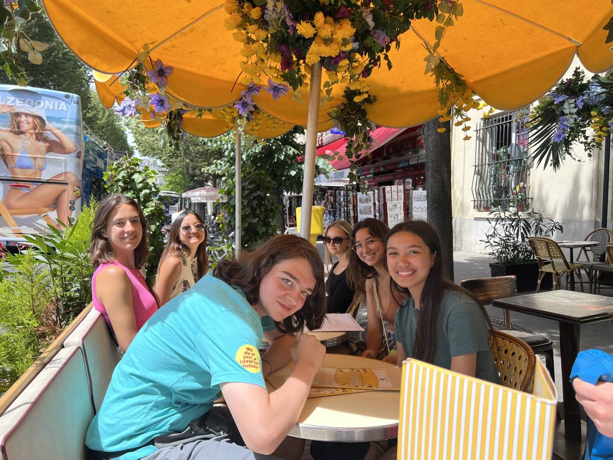 Cute French Cafe
