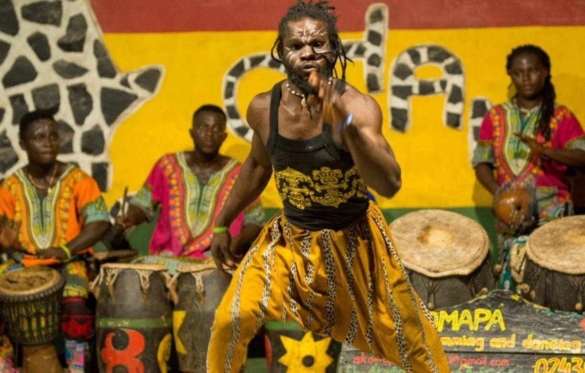 Elmina-Fire-Dancers