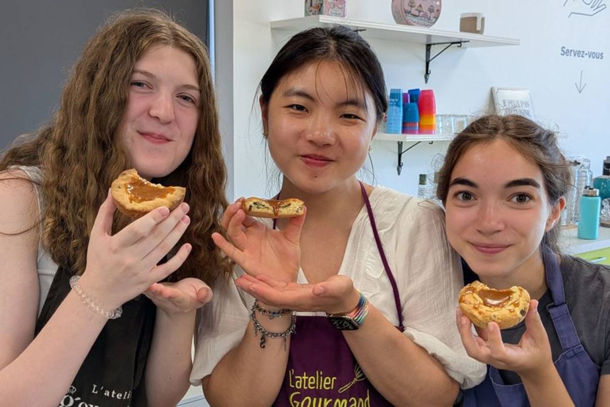 French pastry making and tasting