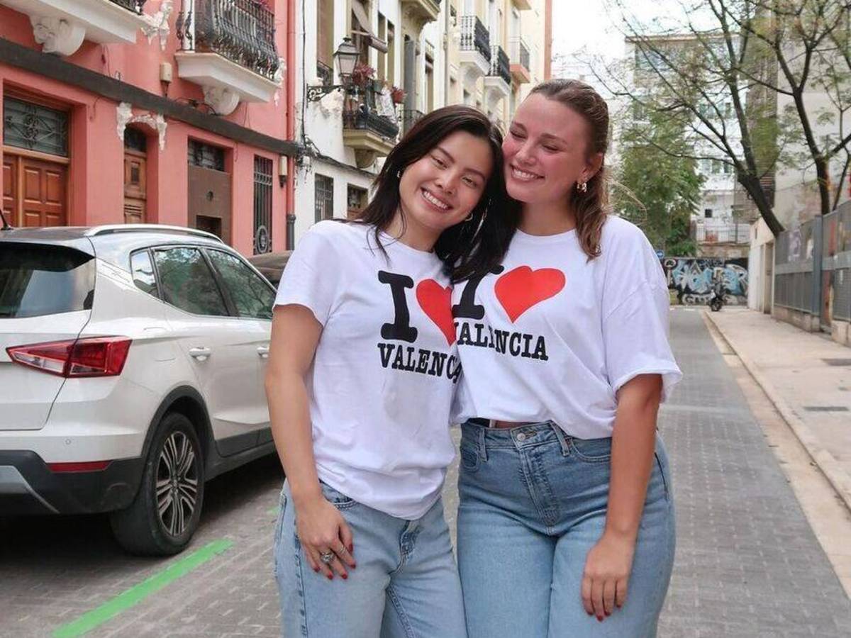 Friends in Valencia