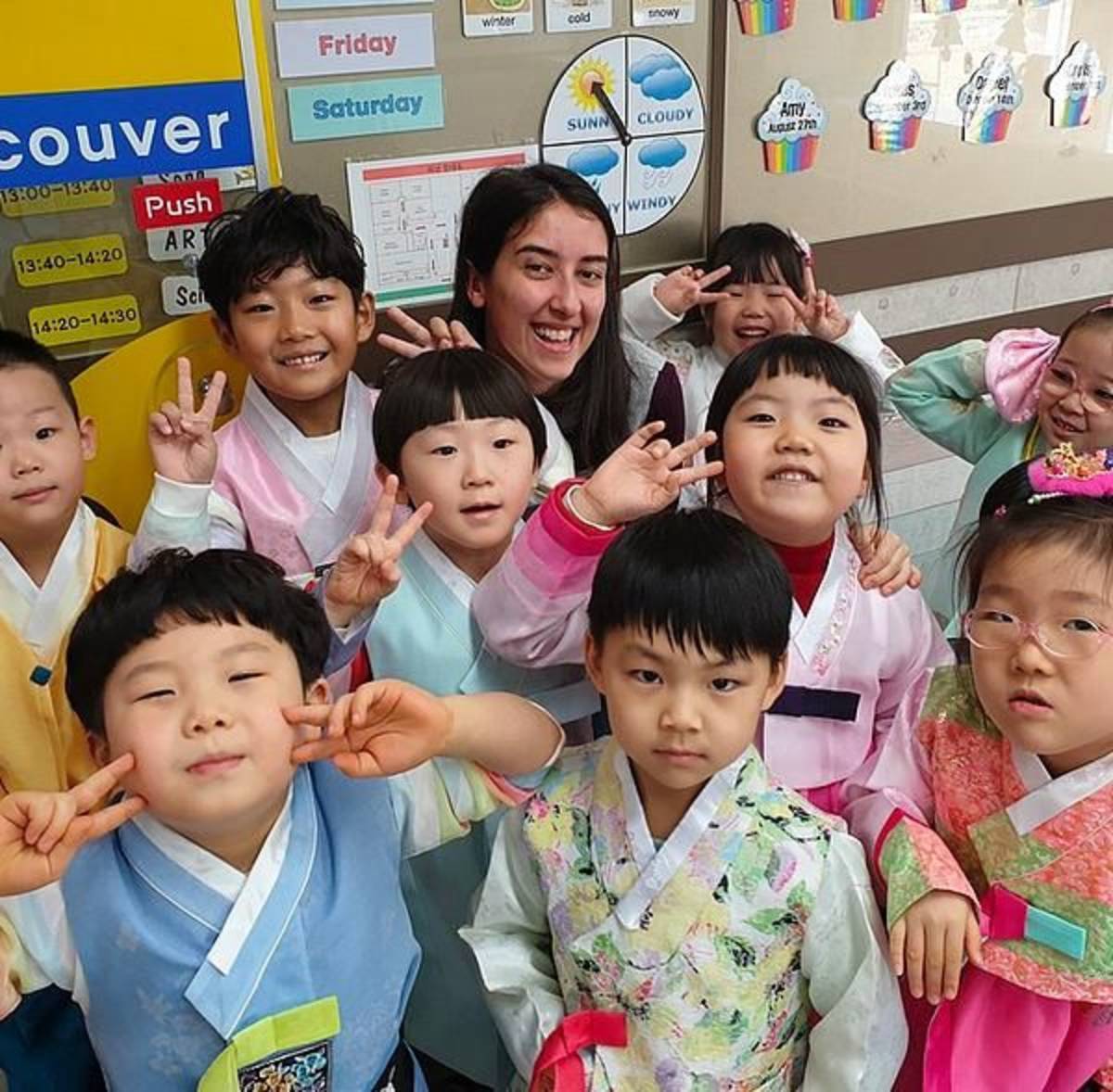 Get TEFL Certified & Teach English in South Korea