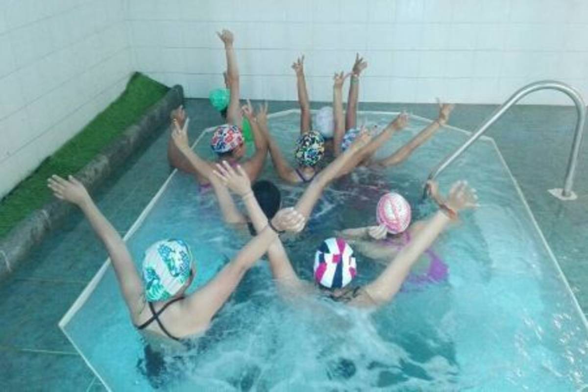 Girls on the pool