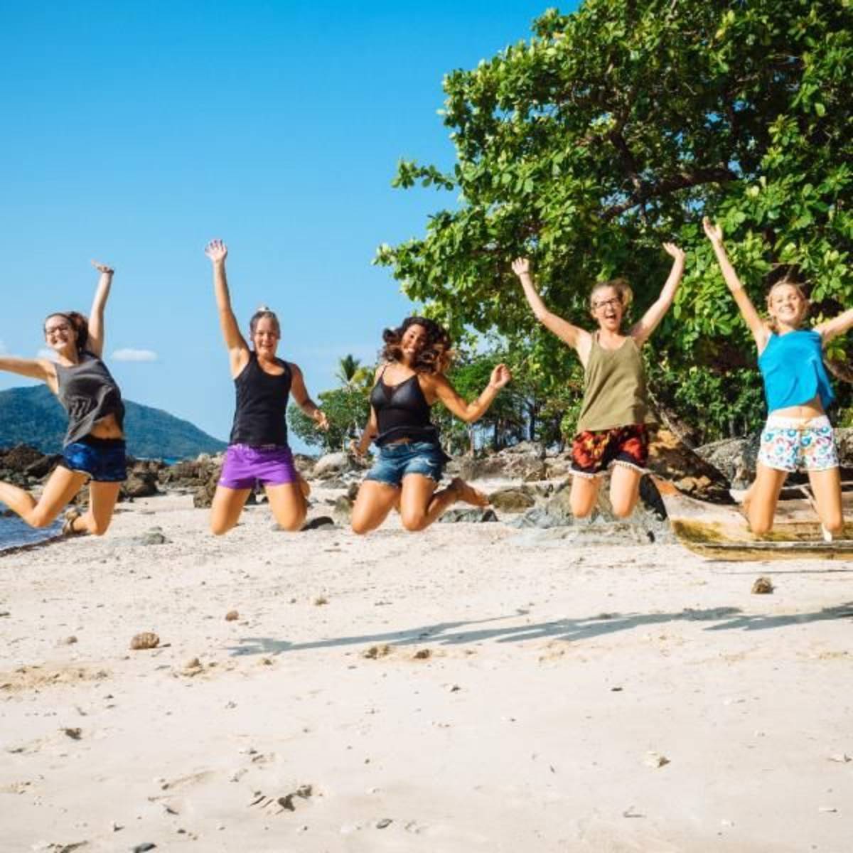Volunteer in Madagascar with IVHQ