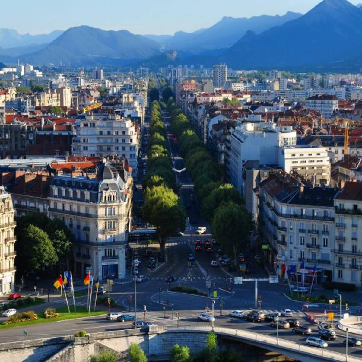 AIFS Abroad in Grenoble, France: Summer — photo 2
