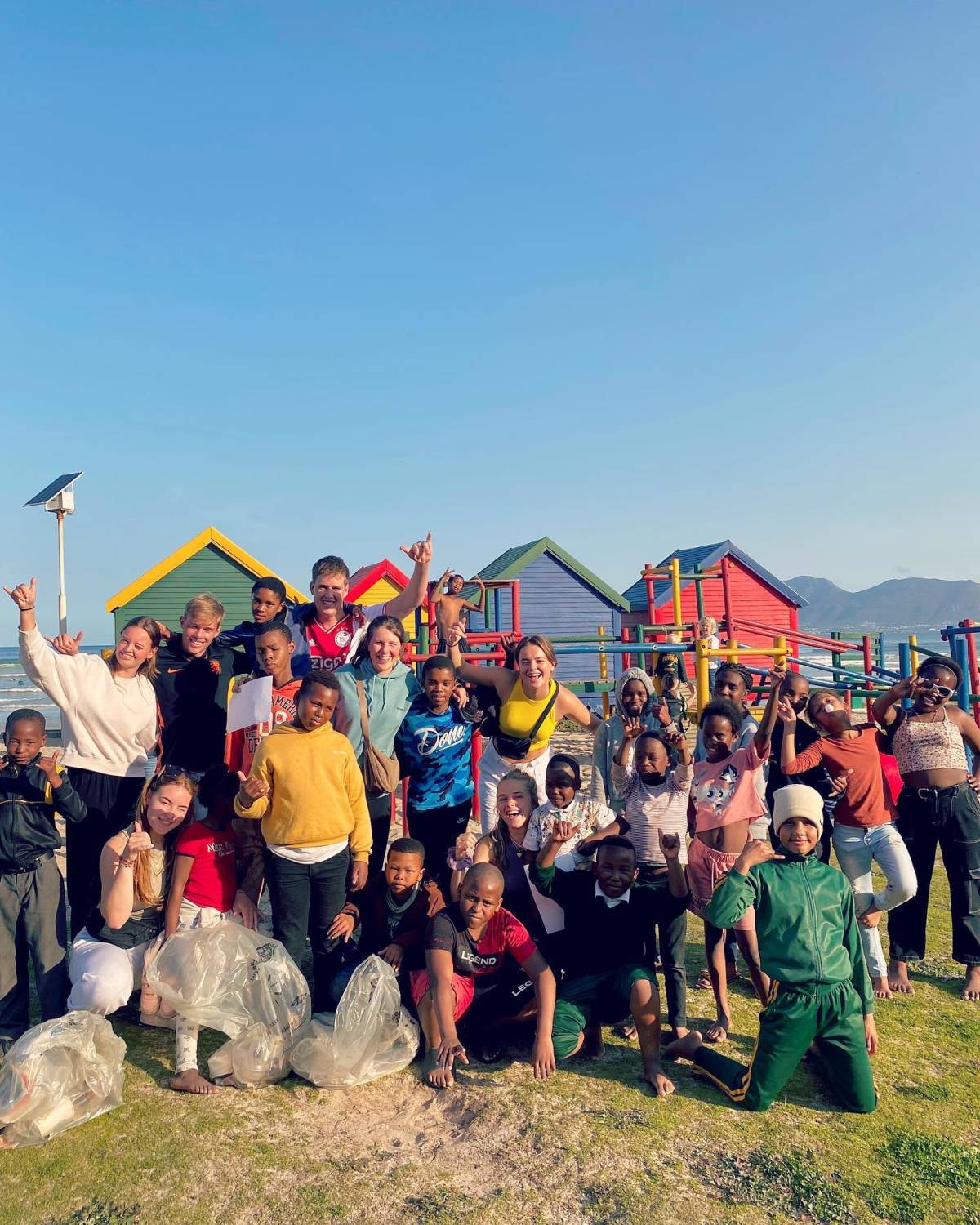 group photo of volunteers