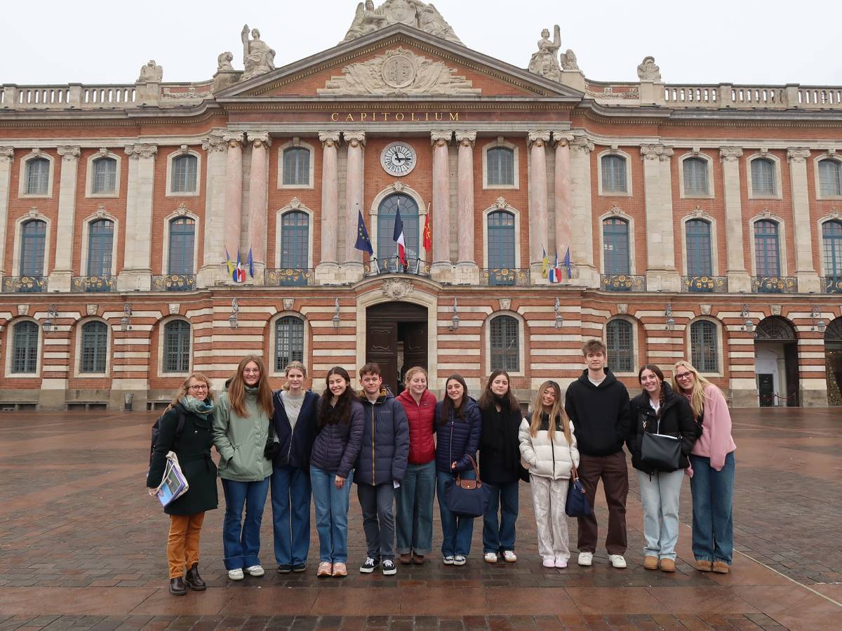 High school summer orientation in Toulouse