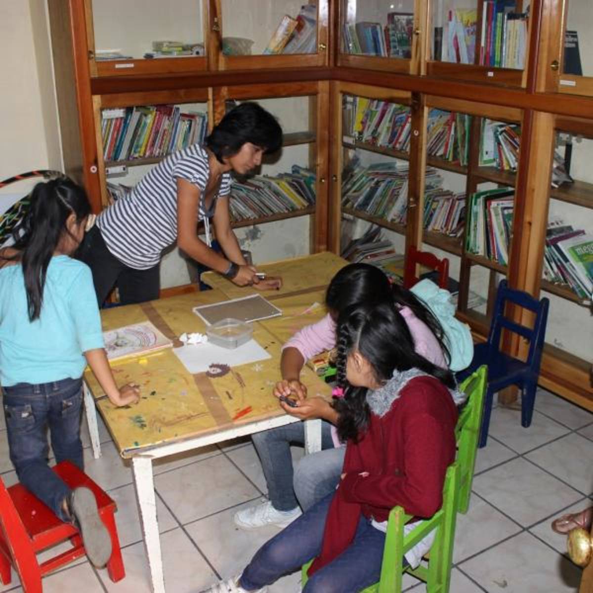 Working with Children in Mexico with Love Volunteers!