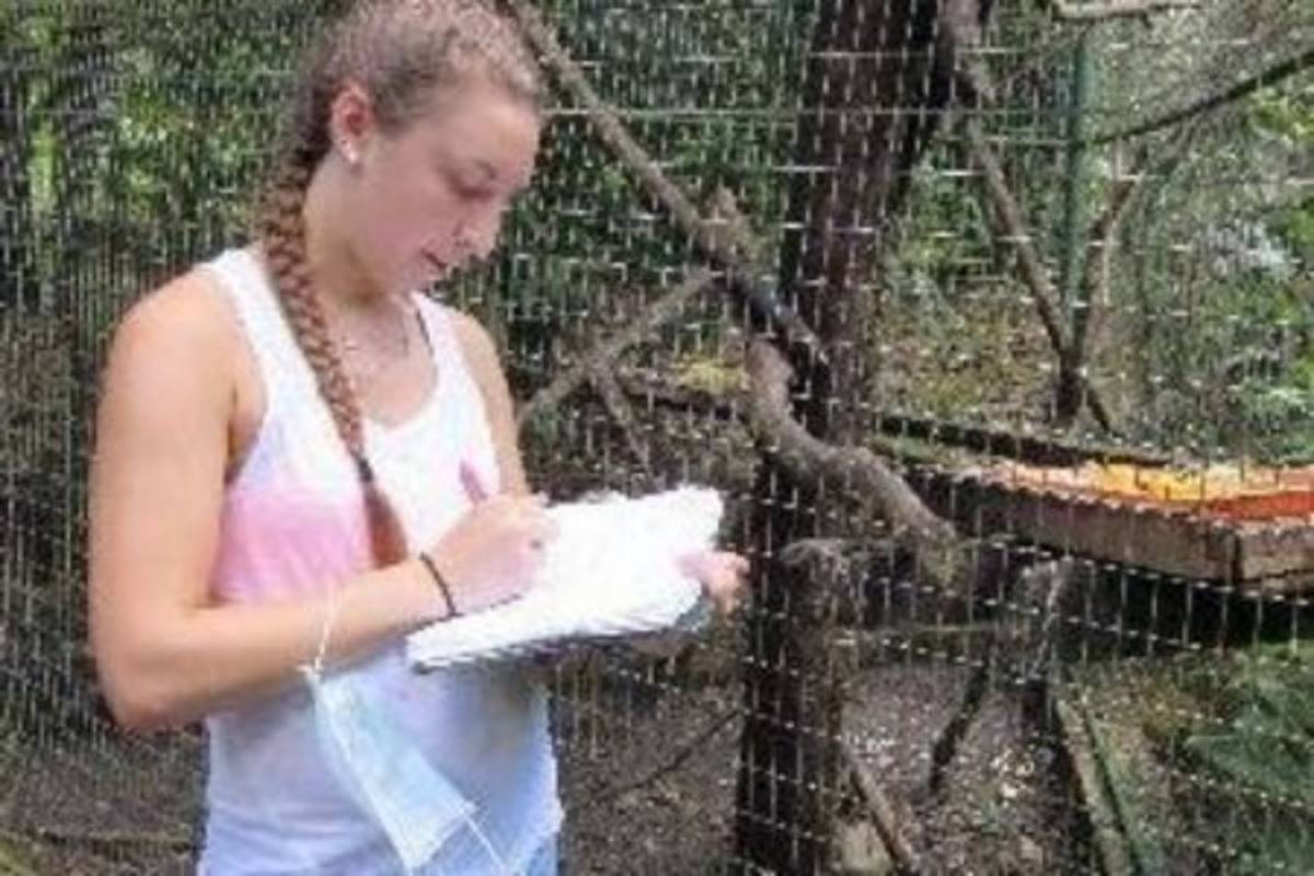 intern taking notes