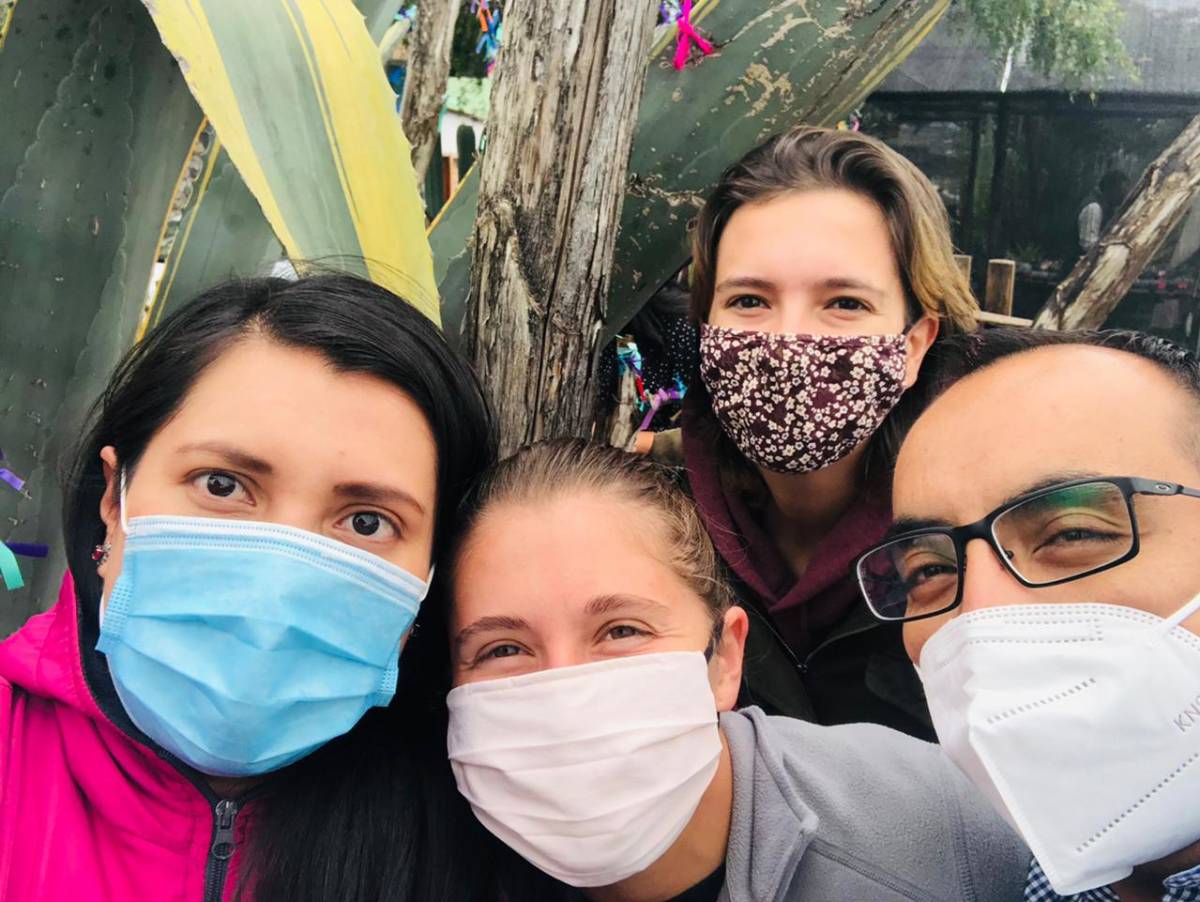 Interns in ecuador