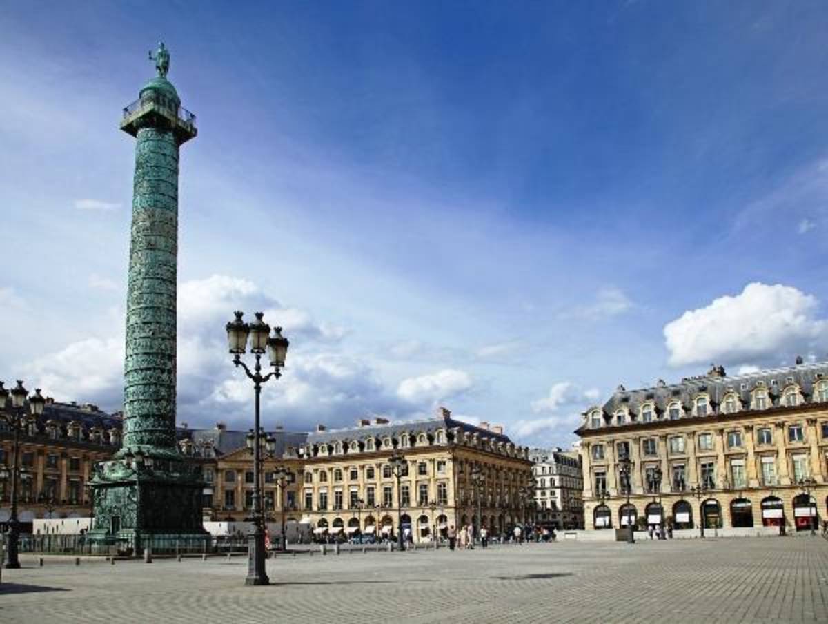 Intern in Paris