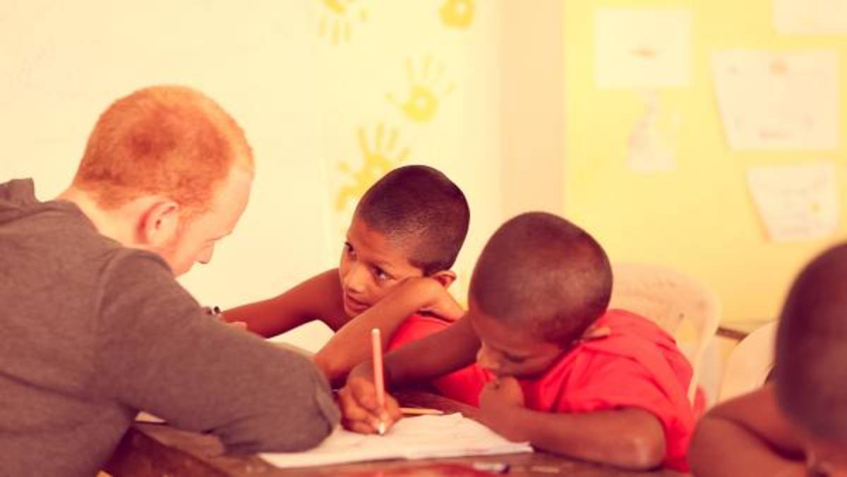 Volunteer as a teacher in Sri Lanka with IVHQ