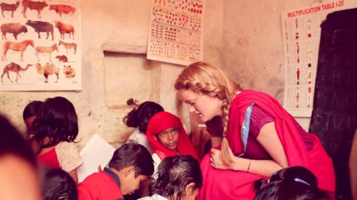 Volunteer as a teacher in India with IVHQ
