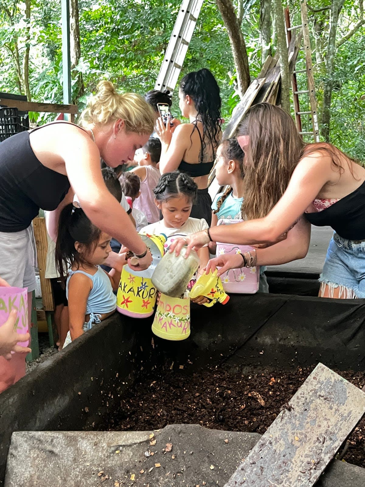 kids club volunteering