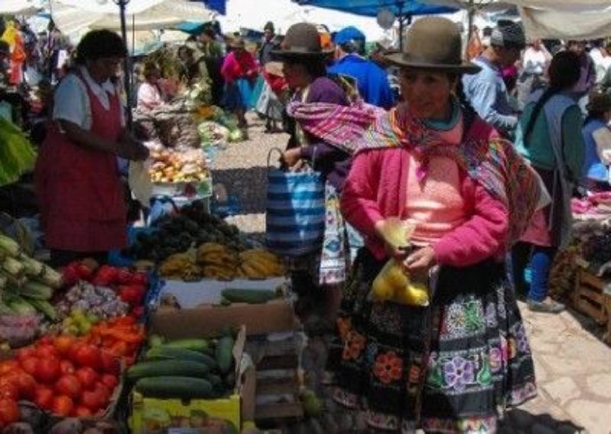 Peruvian lady at the market