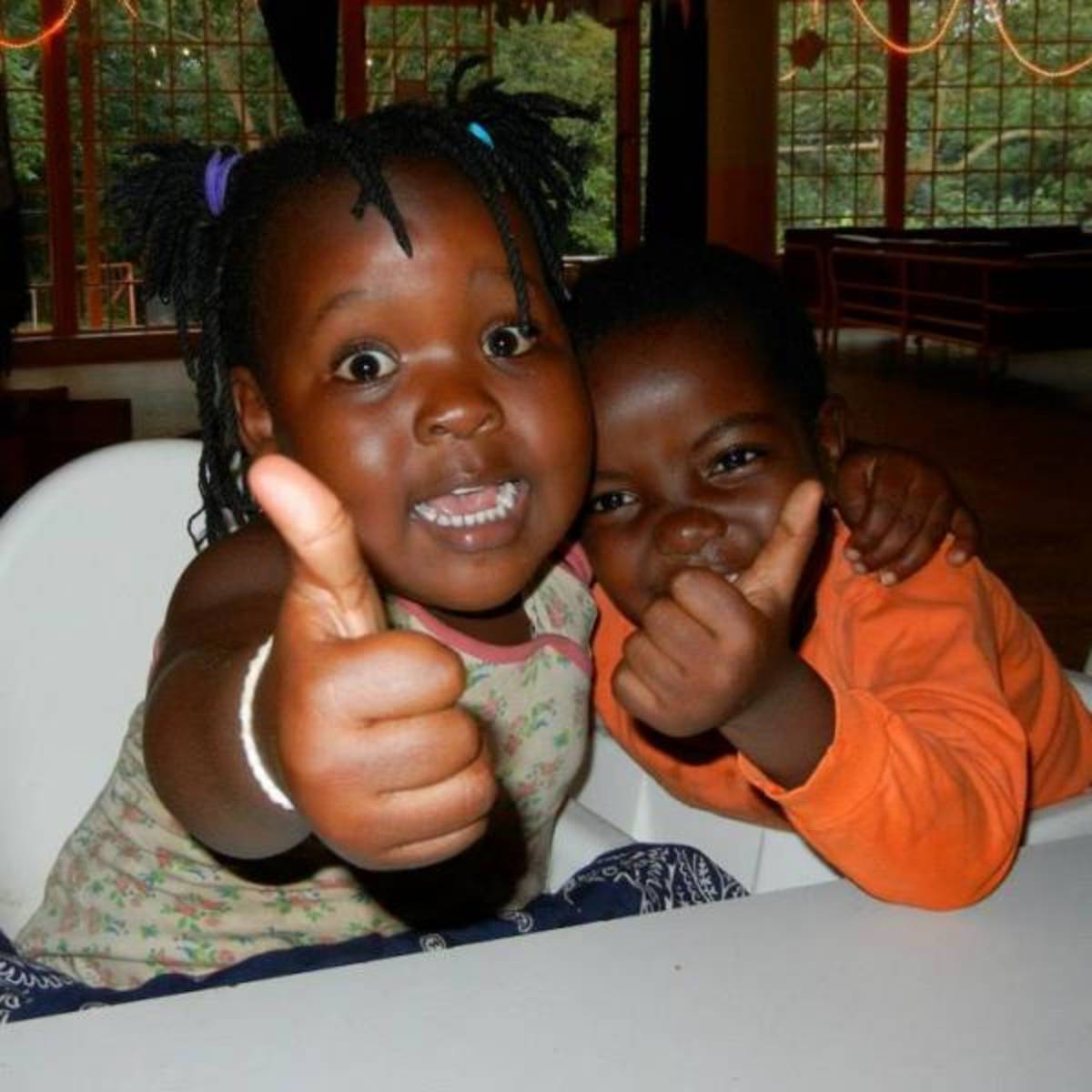 Working with Children in Uganda with Love Volunteers!