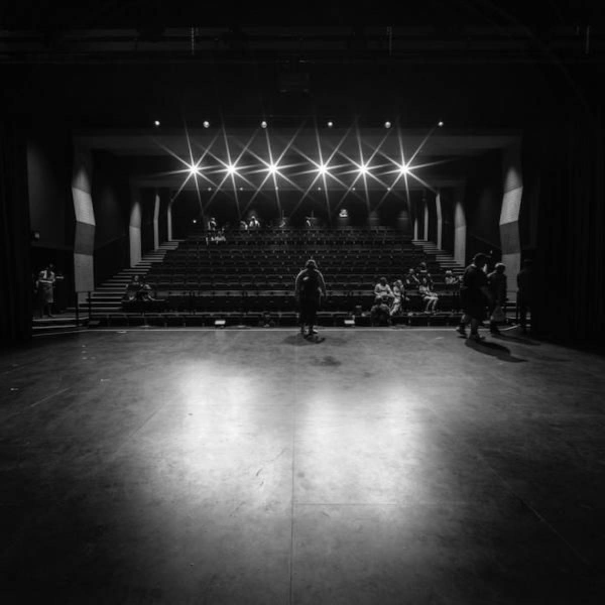  Community Theater