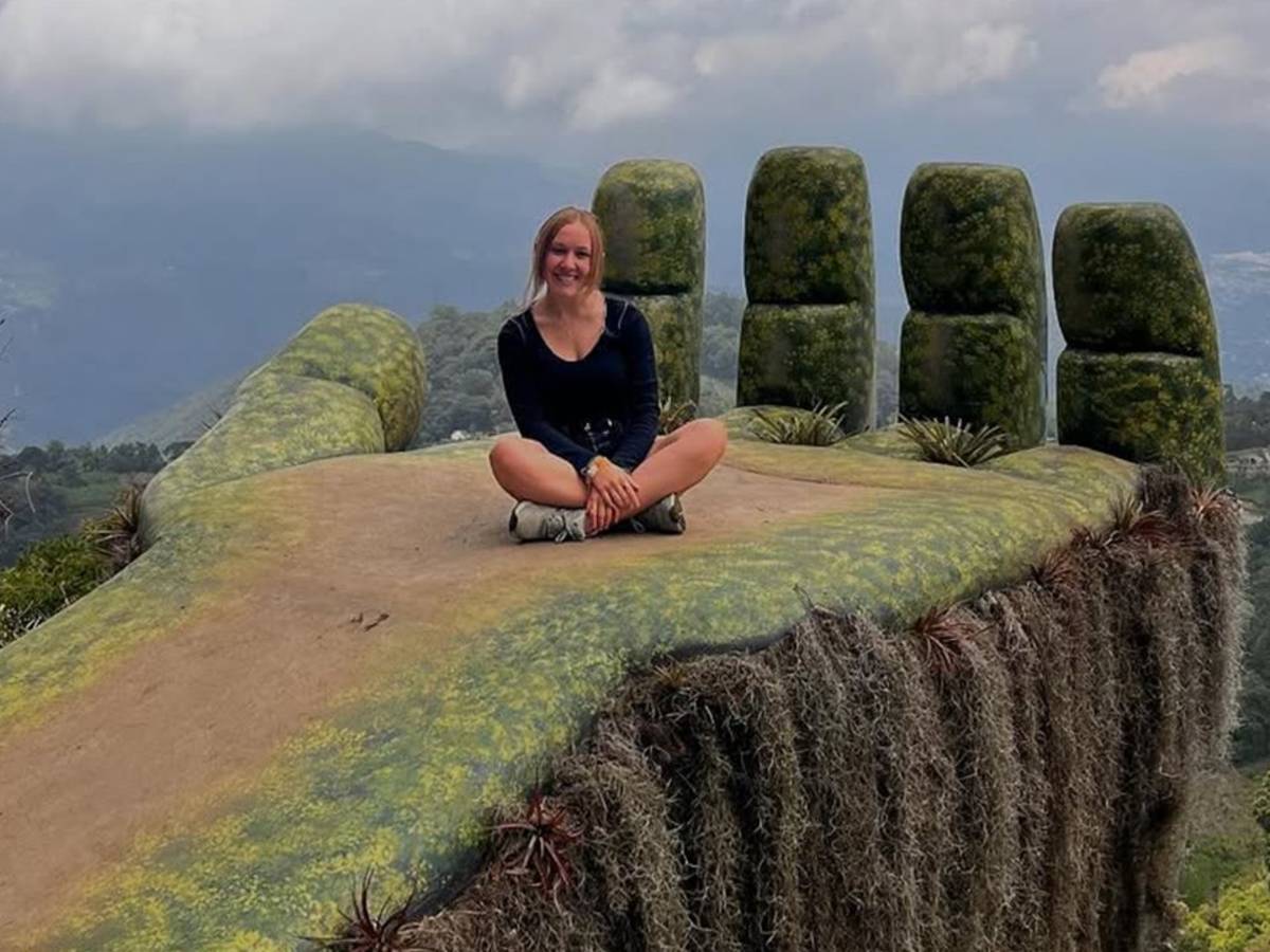 Maximo Nivel Gap Year program participant in Guatemala