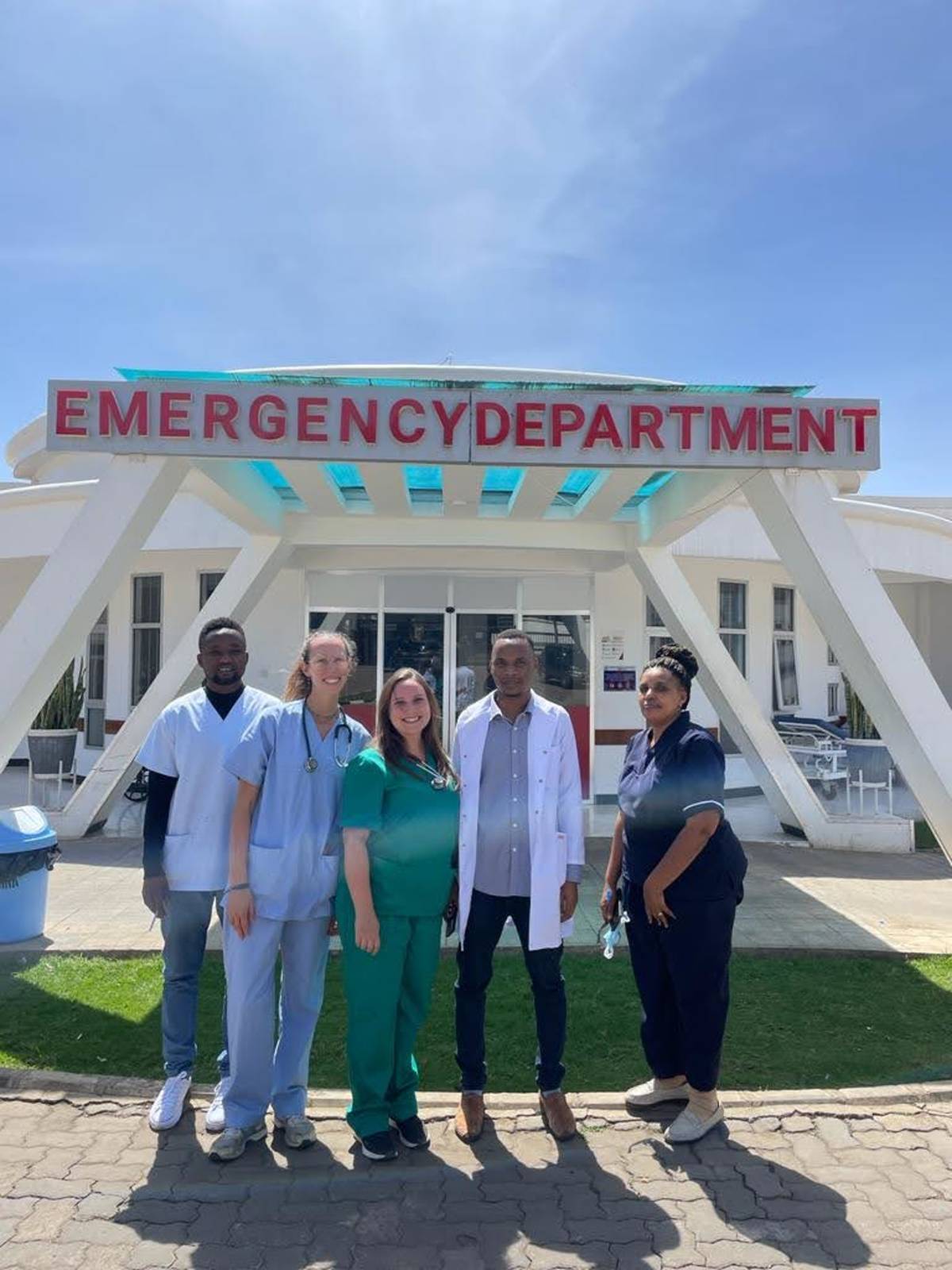 medi trip emergency medicine volunteering