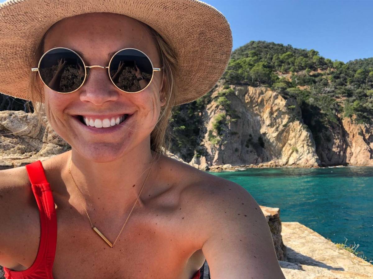Meredith traveling to Mallorca for the weekend