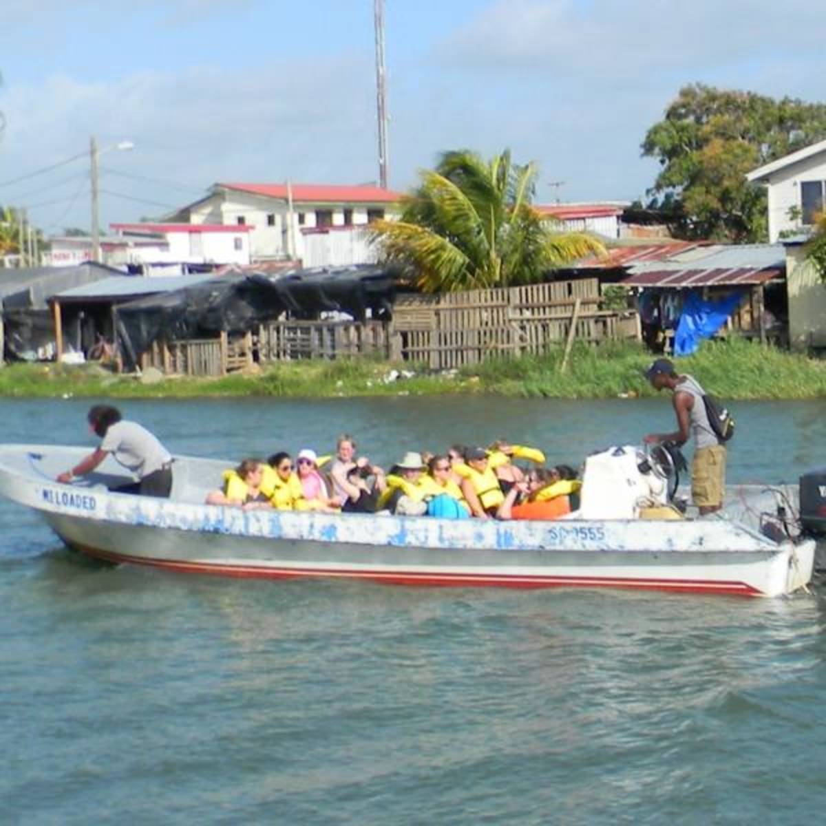 Faculty-led group heads out to island for a few days