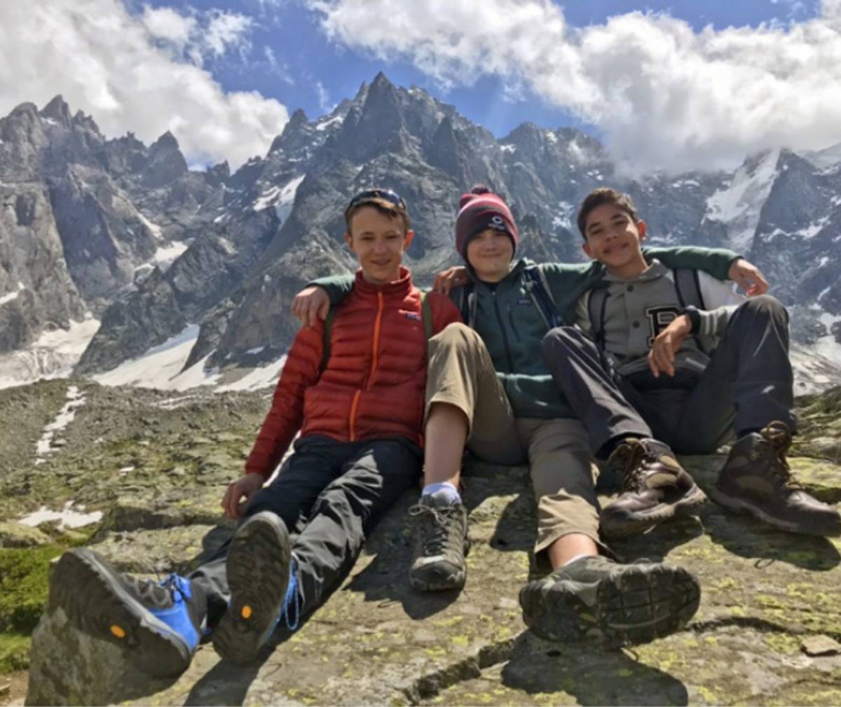 middle-school-students-sitting-french-alps