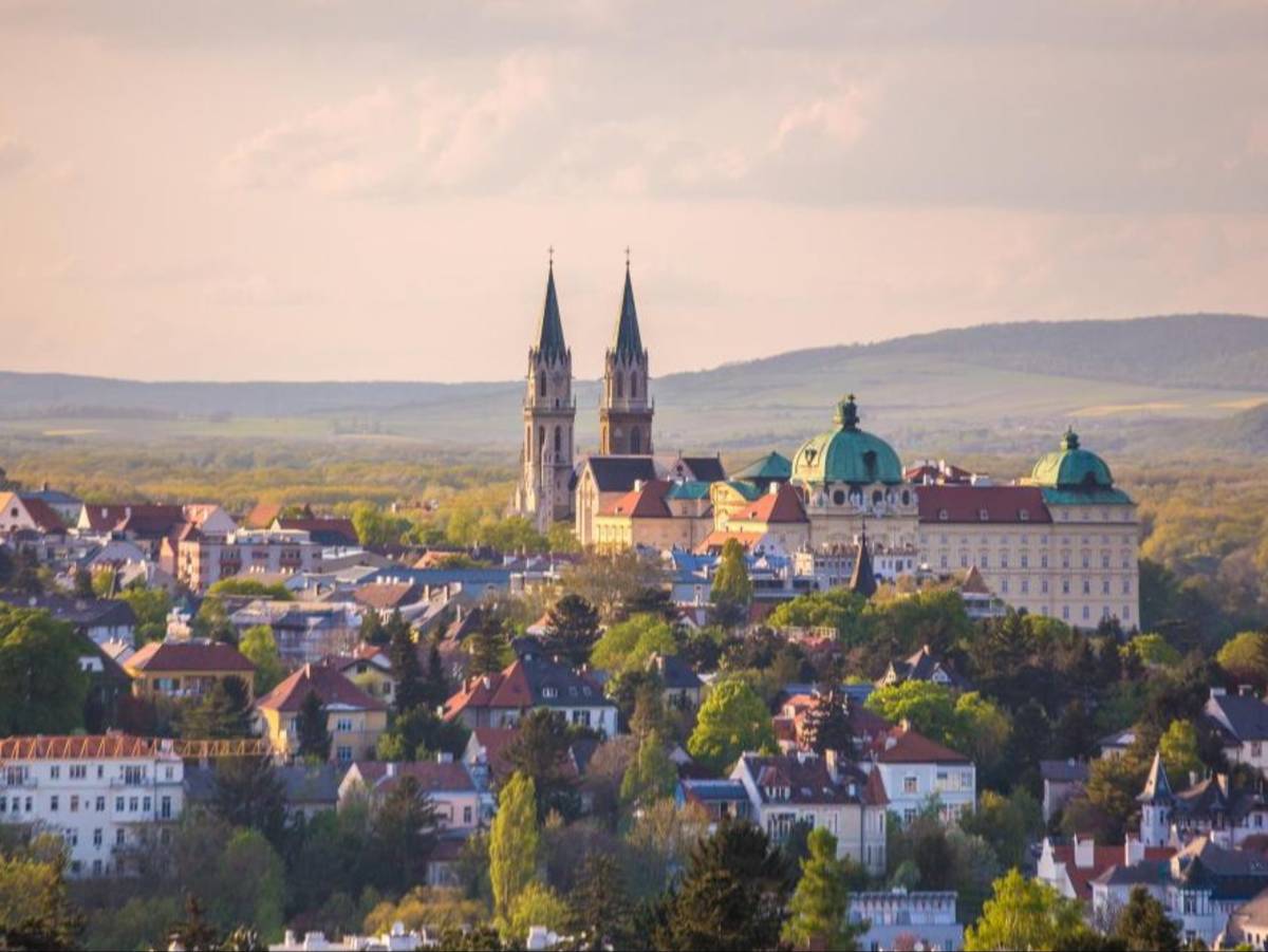 Overlooking Vienna at dusk.