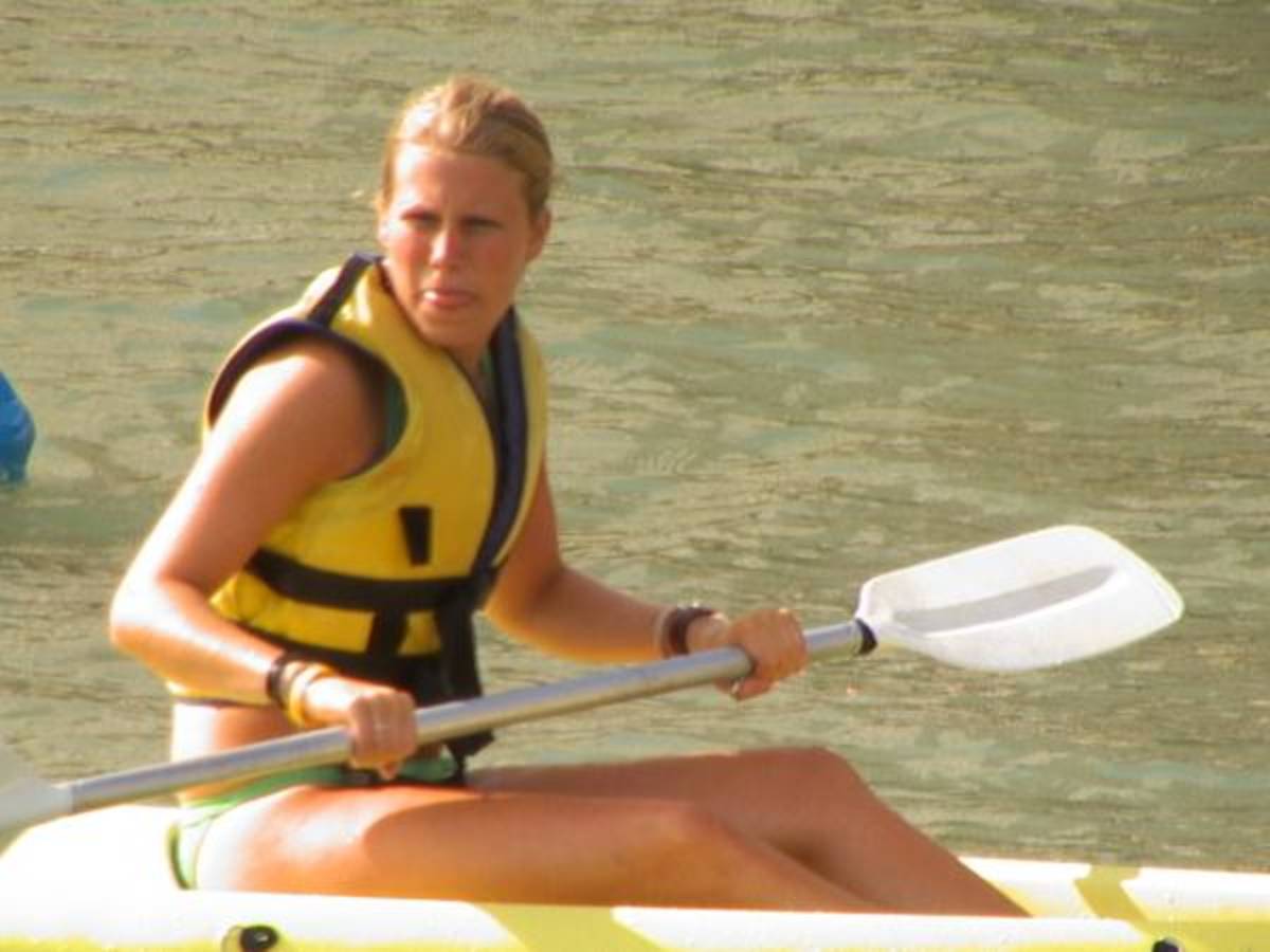Paddling on the bay in Alicante, Spain with CEA