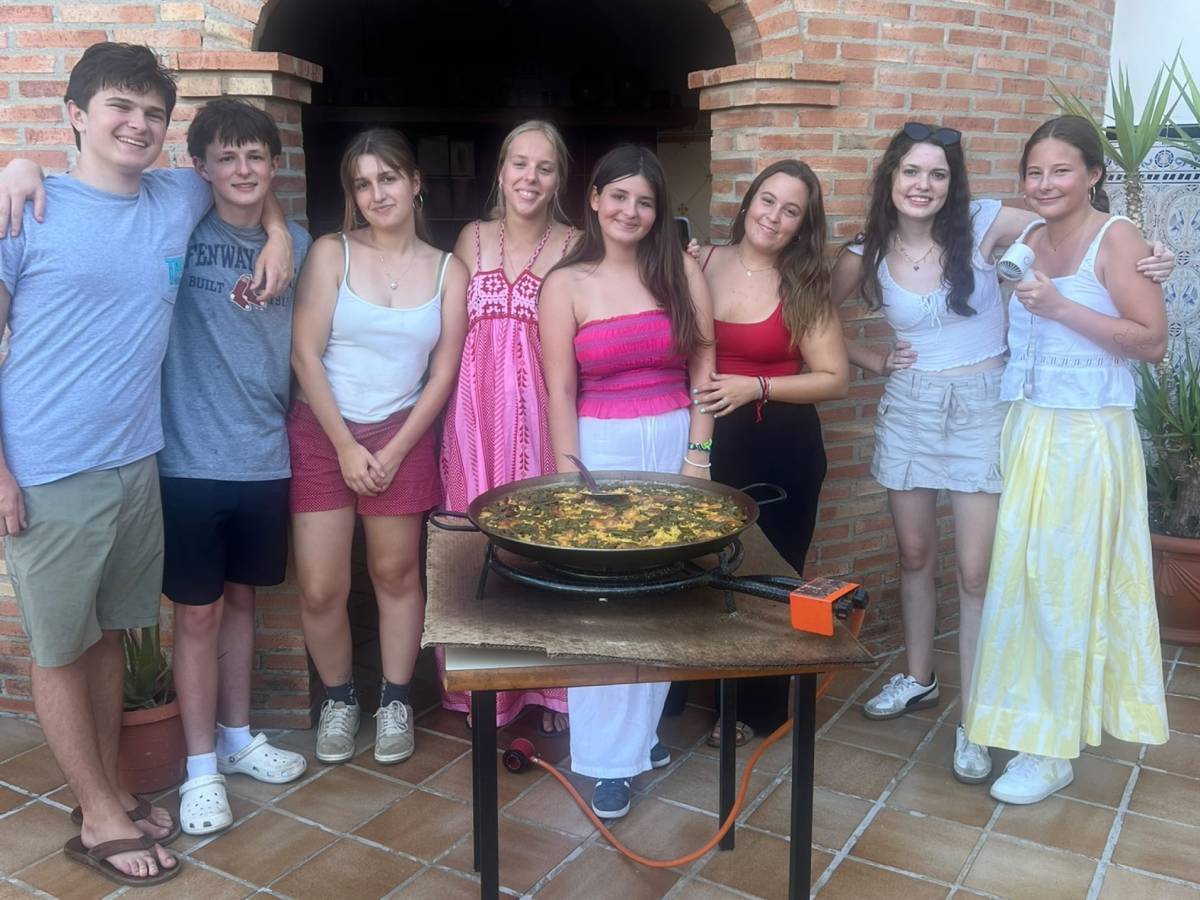 Paella Activity Summer Canvee