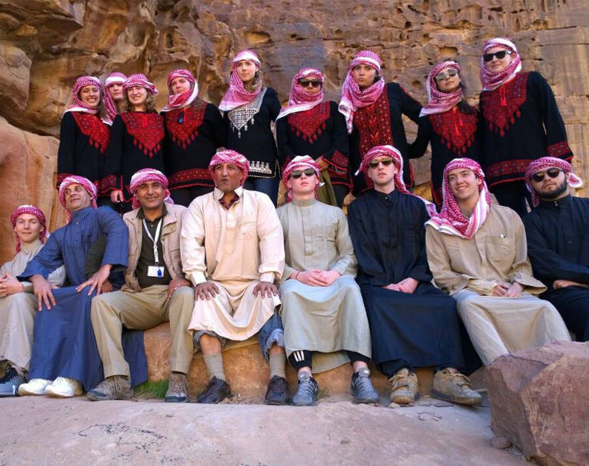Participant group photo in Wadi Rum