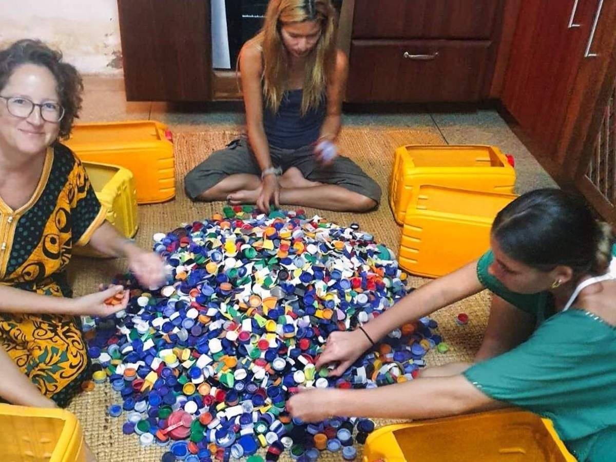 Plastic Recycling & Upcycling in Zanzibar