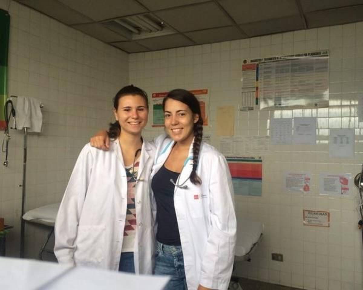 Medical intern students in Guatemala