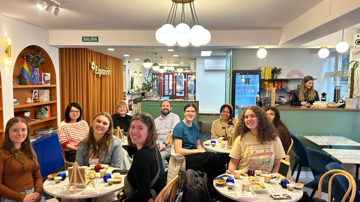 School Cafe