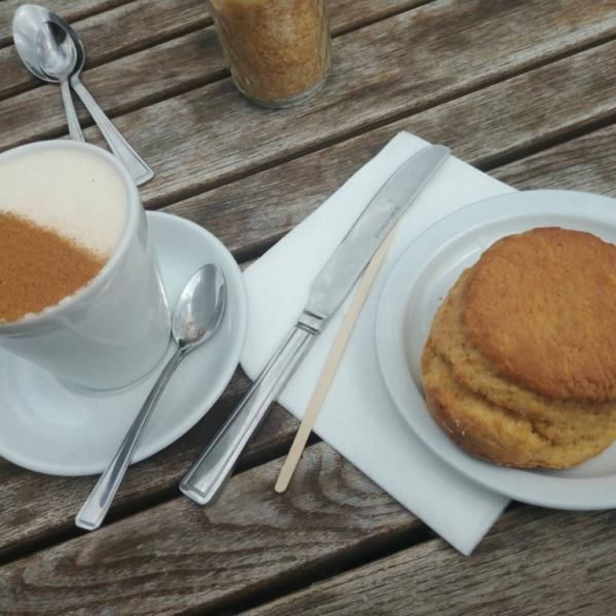 scone and coffee in London