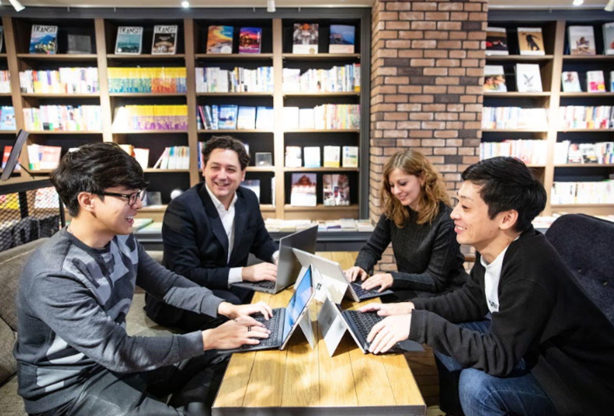 Language Schools Japan - JaLS GROUP 2