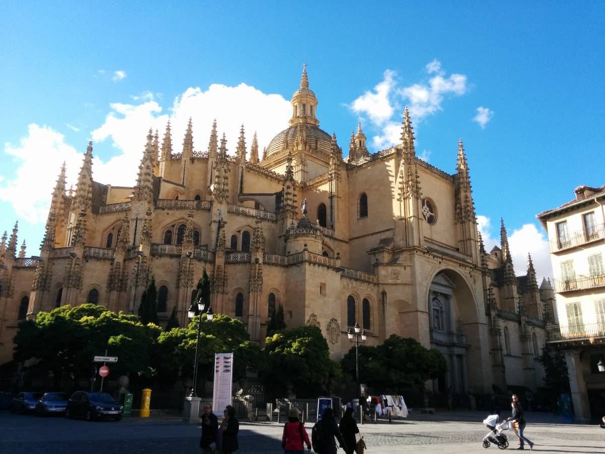 Segovia Cathedral, a highlight for RVF teachers in Spain.