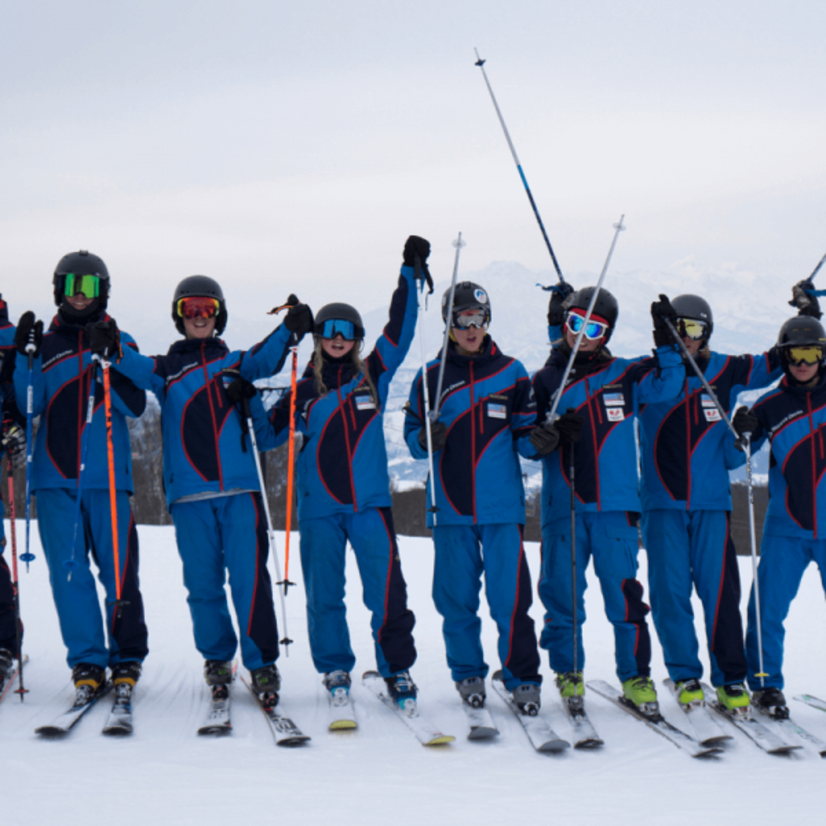 Ski instructor course Japan EA Ski & Snowboard 