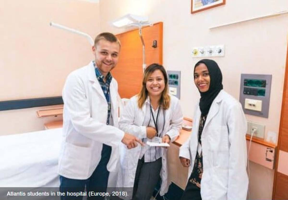 Students at the hospital