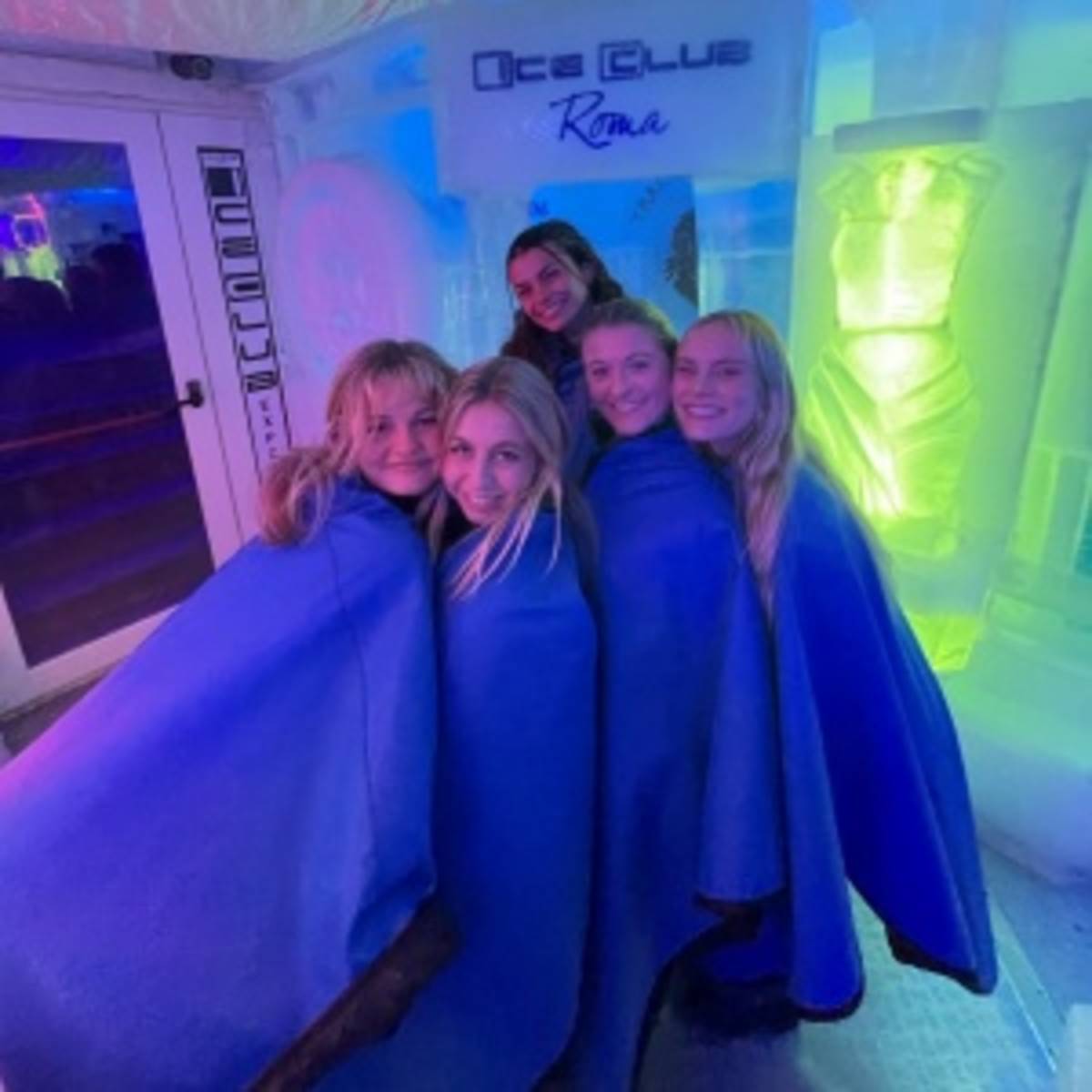 students in blankets in the Ice Lab Rome