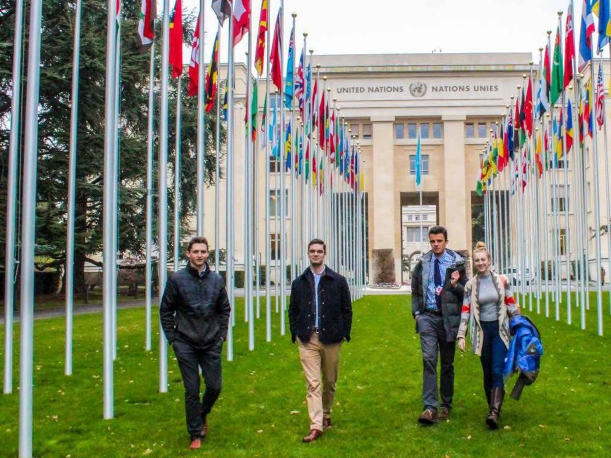 Students in front of UN building